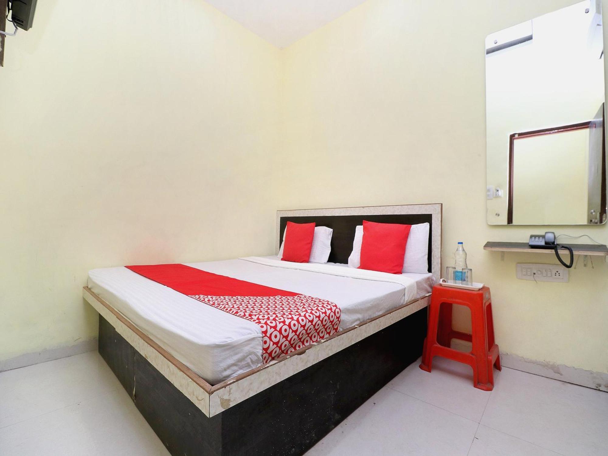 Hotel O Gian Residency Амритсар Екстериор снимка